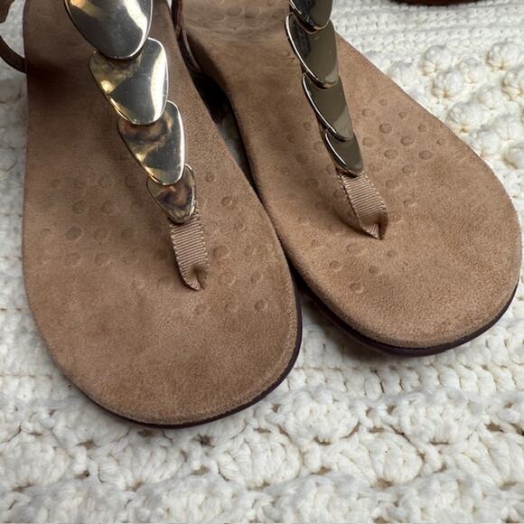 VIONIC Women's 9 Rest Miami Supportive Sandal Thong Ankle Strap Tan Gold Cork - Picture 3 of 12